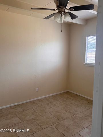 2100 Skyway Drive, Las Cruces, NM 88001