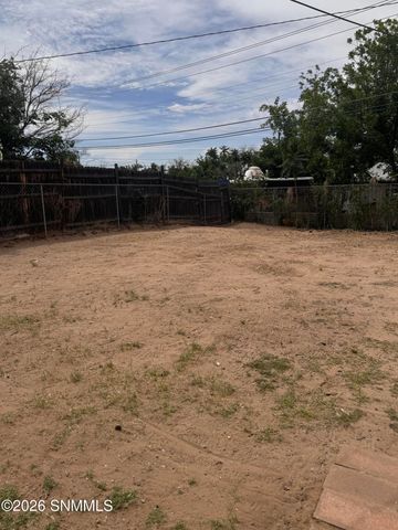 2100 Skyway Drive, Las Cruces, NM 88001