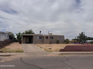 2100 Skyway Drive, Las Cruces, NM 88001