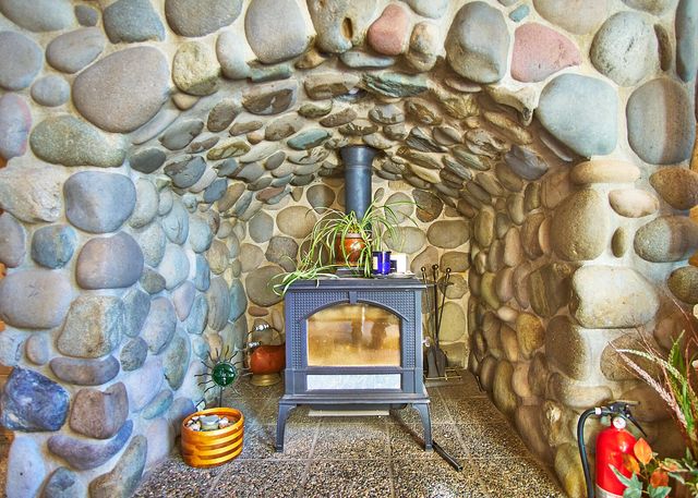 17277 Willow Court, Bend, OR 97707