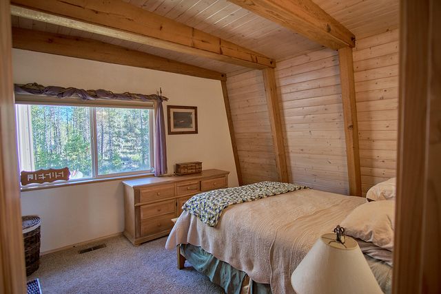 17277 Willow Court, Bend, OR 97707