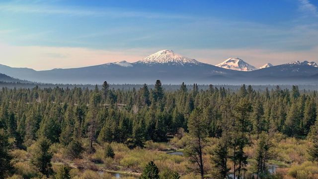 17277 Willow Court, Bend, OR 97707