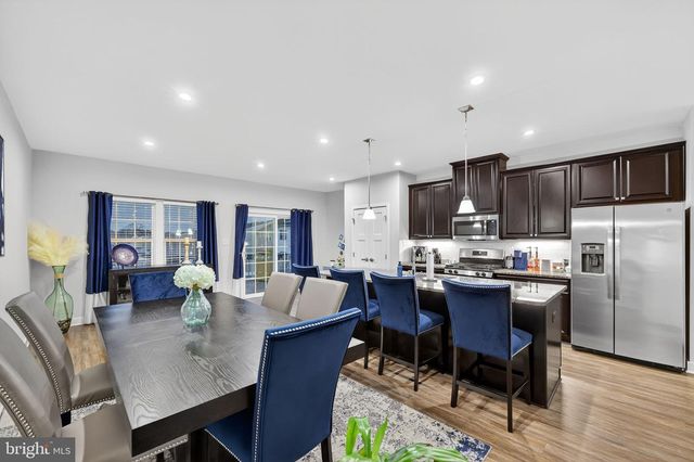 7 UNION WAY, Sicklerville, NJ 08081