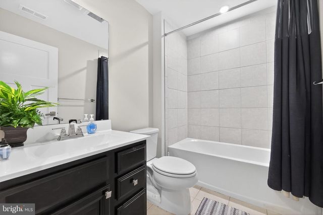 7 UNION WAY, Sicklerville, NJ 08081