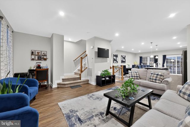 7 UNION WAY, Sicklerville, NJ 08081