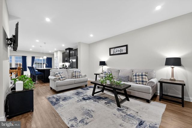 7 UNION WAY, Sicklerville, NJ 08081