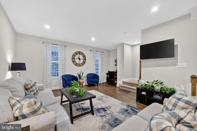 7 UNION WAY, Sicklerville, NJ 08081