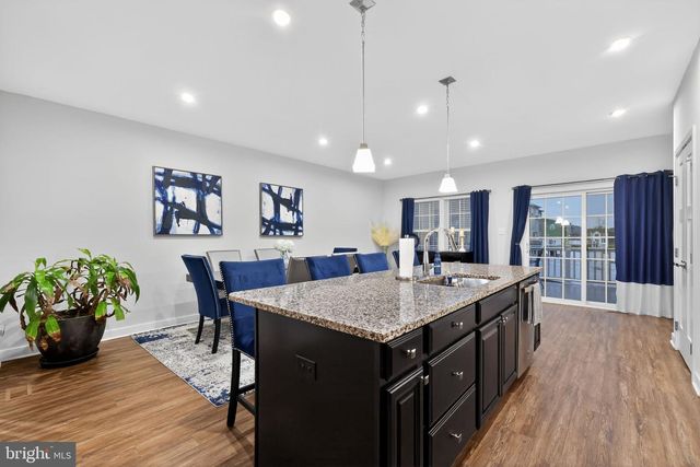 7 UNION WAY, Sicklerville, NJ 08081