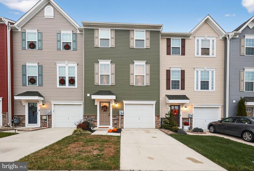 7 UNION WAY, Sicklerville, NJ 08081