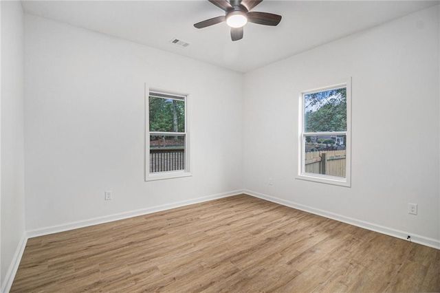 93 Arnco 2nd Street, Newnan, GA 30263