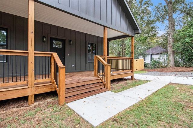 93 Arnco 2nd Street, Newnan, GA 30263