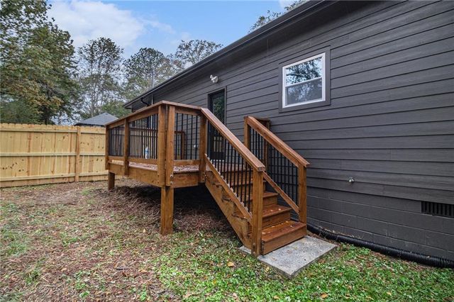 93 Arnco 2nd Street, Newnan, GA 30263