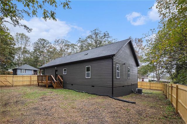 93 Arnco 2nd Street, Newnan, GA 30263