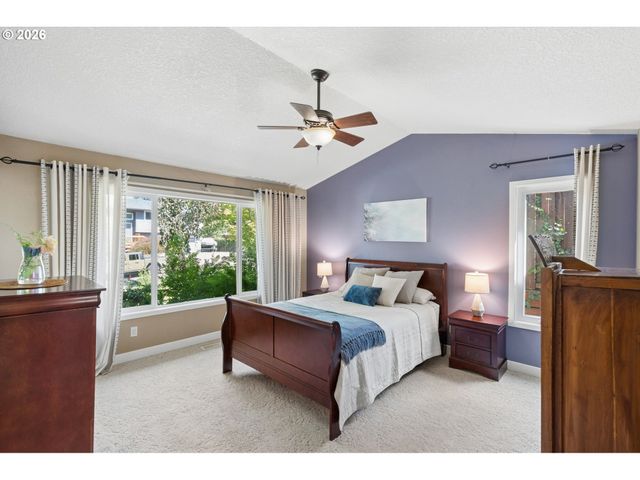 17295 HANNEMAN Ct, Gladstone, OR 97027