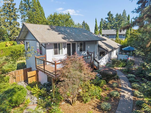 17295 HANNEMAN Ct, Gladstone, OR 97027