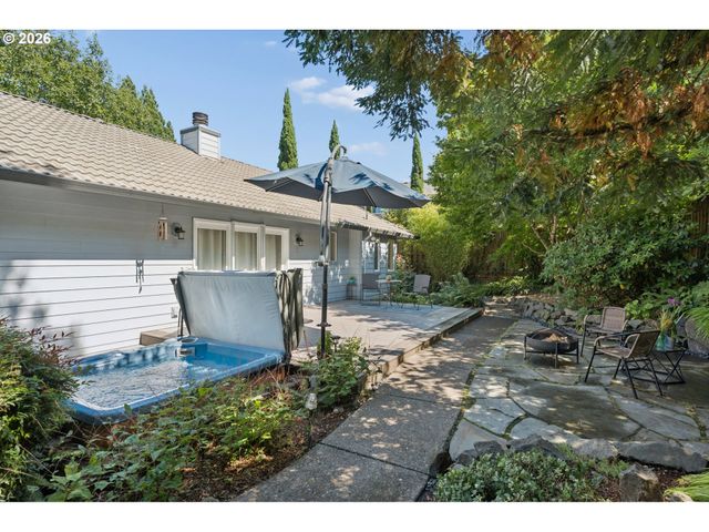 17295 HANNEMAN Ct, Gladstone, OR 97027