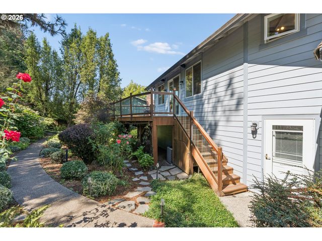 17295 HANNEMAN Ct, Gladstone, OR 97027