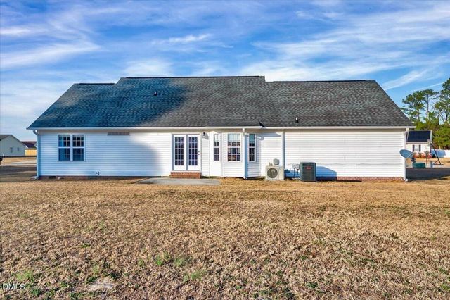 94 Buckboard Lane, Autryville, NC 28318