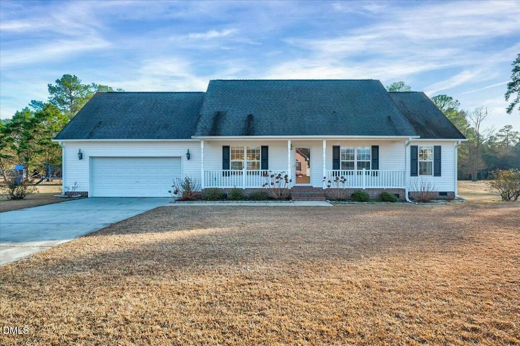 94 Buckboard Lane, Autryville, NC 28318