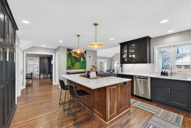 6534 Summit Street, Kansas City, MO 64113