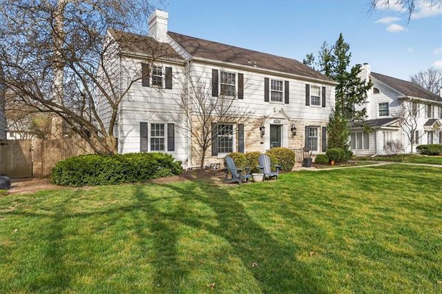 6534 Summit Street, Kansas City, MO 64113