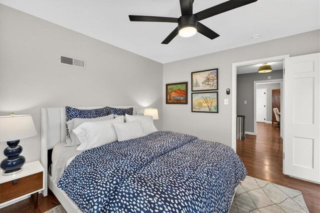 6534 Summit Street, Kansas City, MO 64113