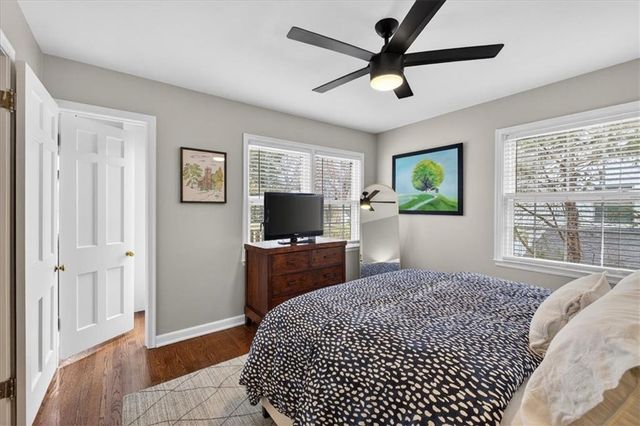 6534 Summit Street, Kansas City, MO 64113