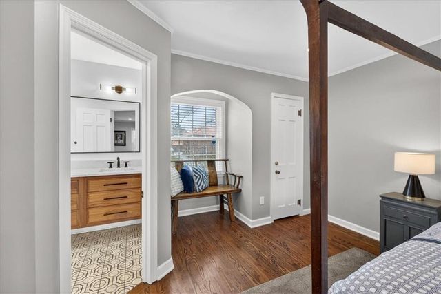 6534 Summit Street, Kansas City, MO 64113