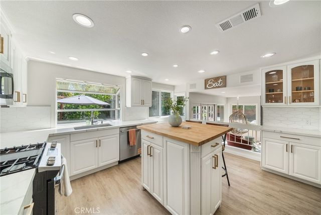 22112 Comanche, Lake Forest, CA 92630