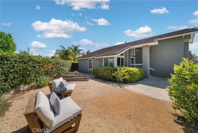 22112 Comanche, Lake Forest, CA 92630