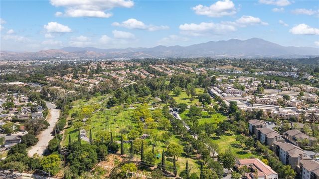 22112 Comanche, Lake Forest, CA 92630