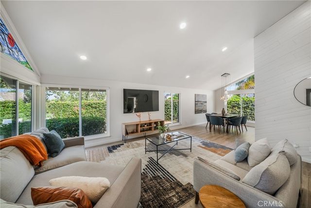 22112 Comanche, Lake Forest, CA 92630