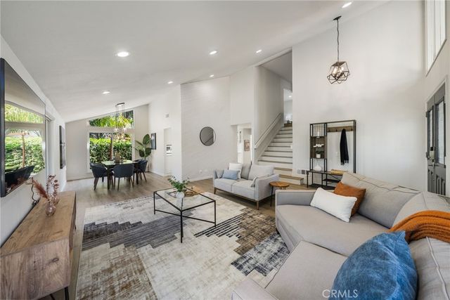 22112 Comanche, Lake Forest, CA 92630