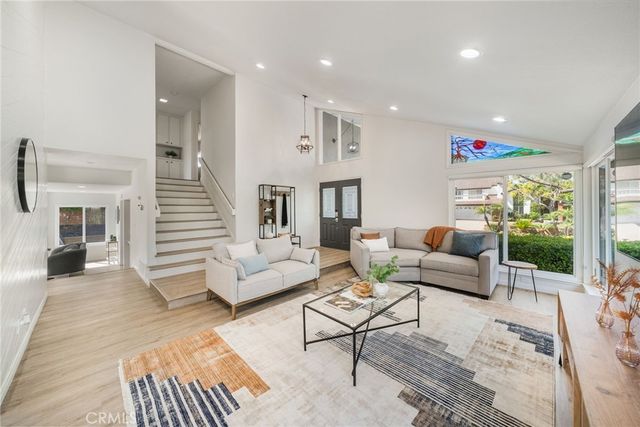 22112 Comanche, Lake Forest, CA 92630