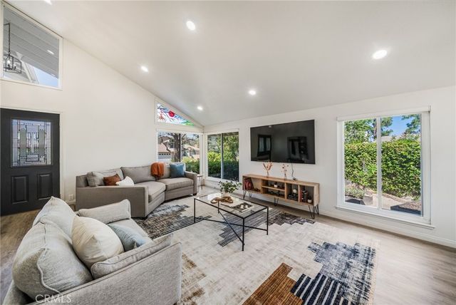 22112 Comanche, Lake Forest, CA 92630