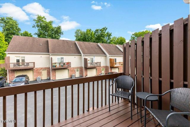 2501 East Lakeview Drive 3, Johnson City, TN 37601