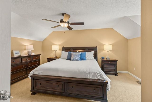 2501 East Lakeview Drive 3, Johnson City, TN 37601