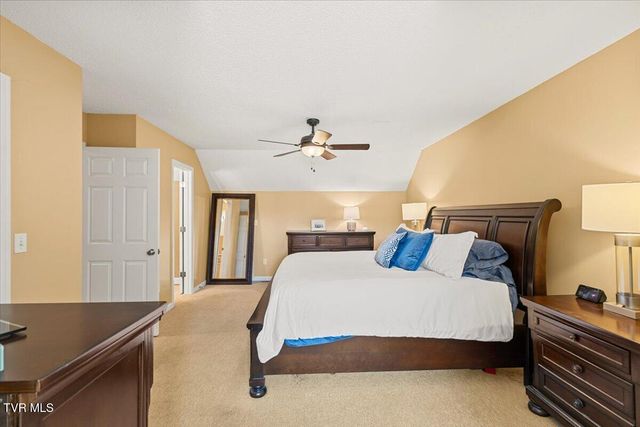 2501 East Lakeview Drive 3, Johnson City, TN 37601