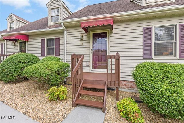 2501 East Lakeview Drive 3, Johnson City, TN 37601