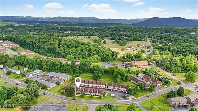 2501 East Lakeview Drive 3, Johnson City, TN 37601