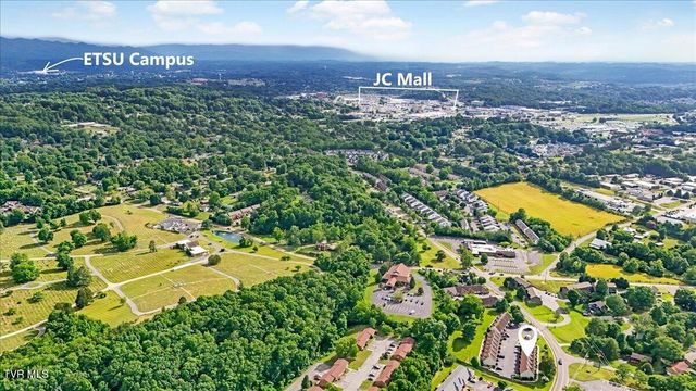 2501 East Lakeview Drive 3, Johnson City, TN 37601