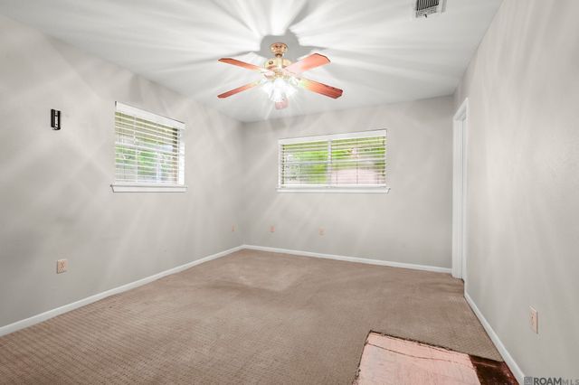 10212 Oliphant Rd, Baton Rouge, LA 70809