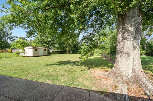 10212 Oliphant Rd, Baton Rouge, LA 70809