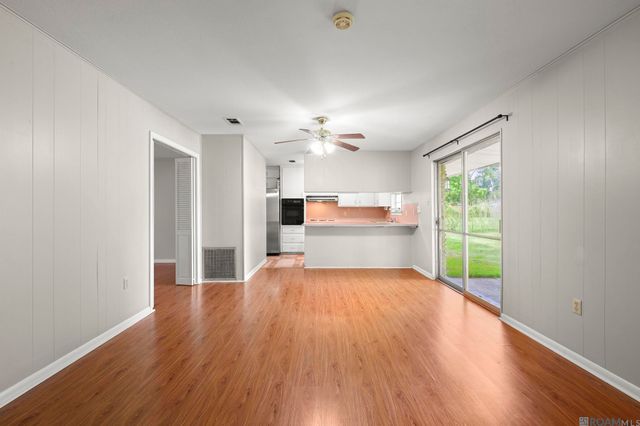 10212 Oliphant Rd, Baton Rouge, LA 70809