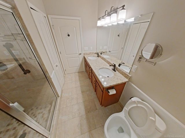 50041 Watling Street, Shelby Twp, MI 48317