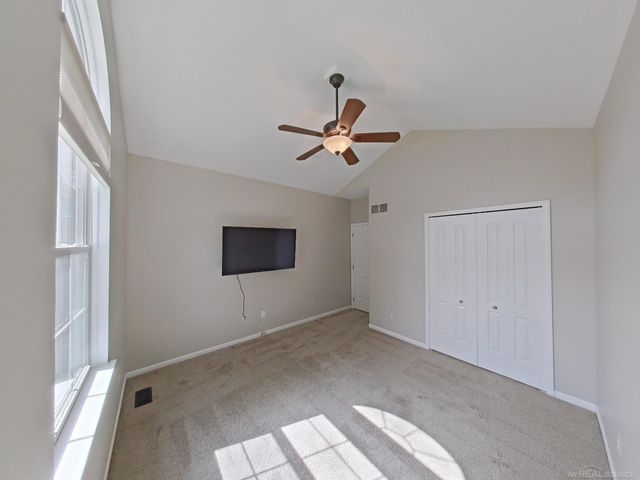 50041 Watling Street, Shelby Twp, MI 48317