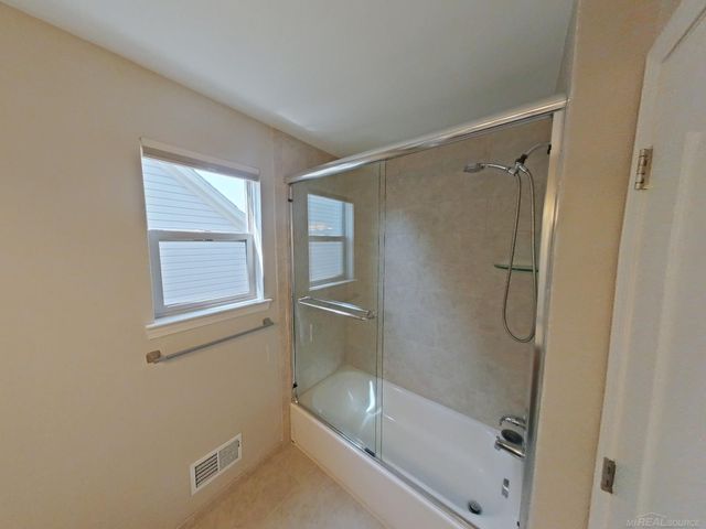 50041 Watling Street, Shelby Twp, MI 48317