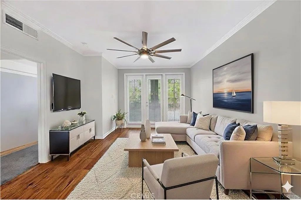 2243 Martin 107, Irvine, CA 92612