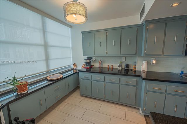 301 174th Street 401, Sunny Isles Beach, FL 33160