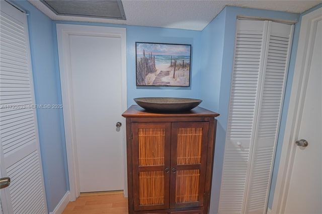301 174th Street 401, Sunny Isles Beach, FL 33160